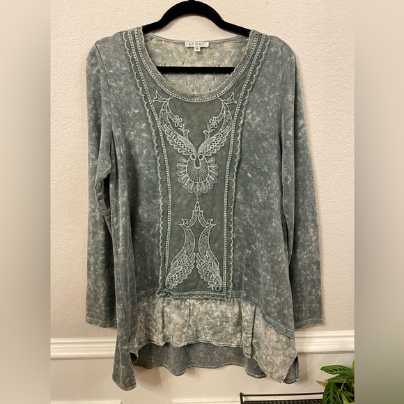 Adore Soft Stretch Jersy Knit Boho Lace Blouse Size Small - Picture 12 of 12